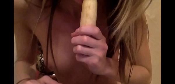  Gina Gerson blowjob banana